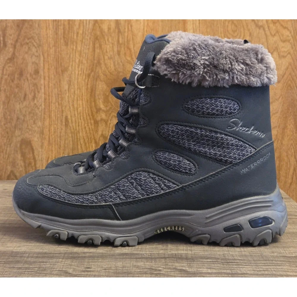 Skechers D'Lites Waterproof Winter Boots Womens Size 10 Navy Black Snow‎ Outdoor